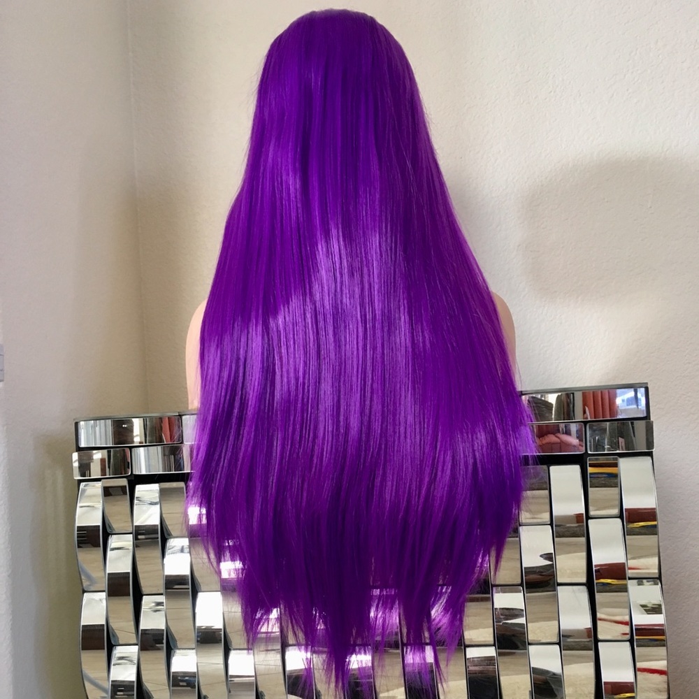 Purple wig Swiss lace straight 26” Long heat ok - Picture 3 of 6